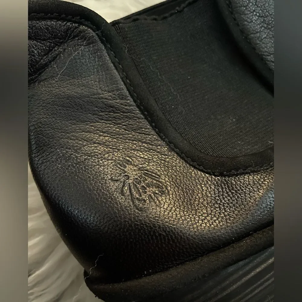 Fly London Yoss Leather Wedge Chelsea Boots Black 40 (9-9.5)